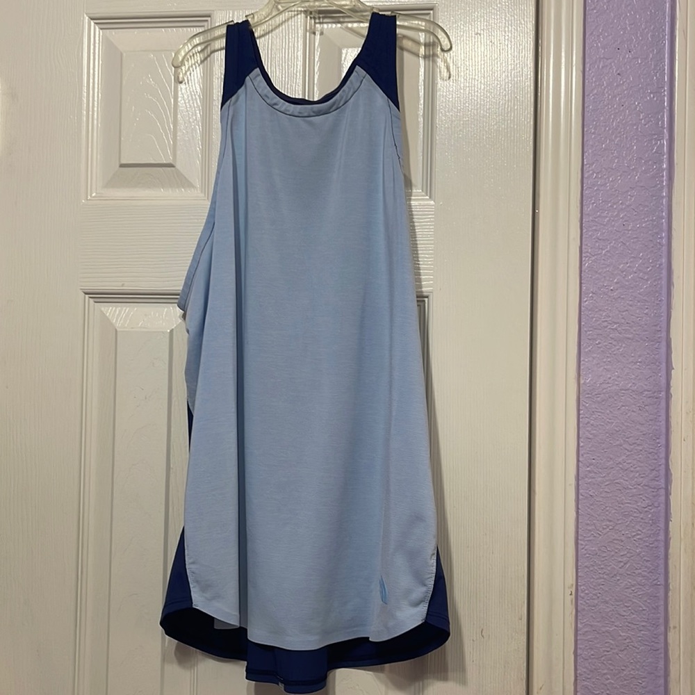 Women’s North Face tank tops athletic size Medium